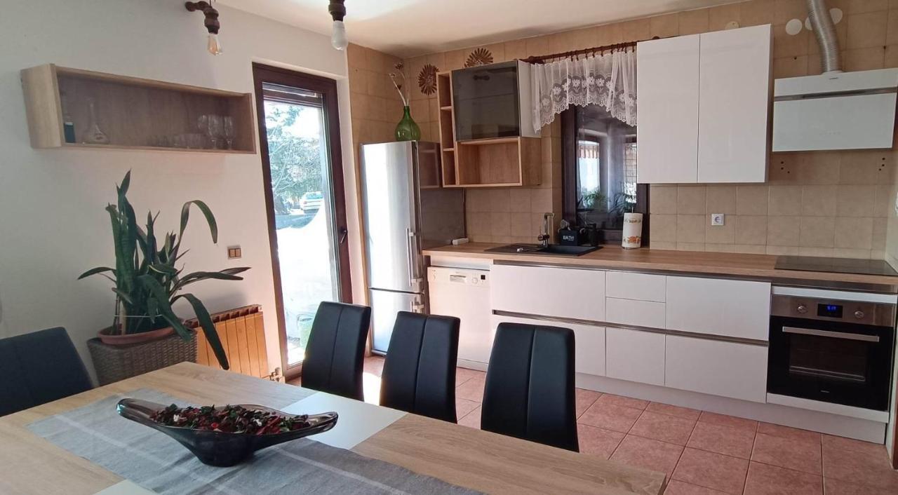Apartmaji Ri-100 ปอร์โตรอซ ภายนอก รูปภาพ